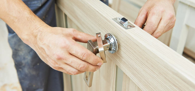 interior door repair Palos Verdes Estates